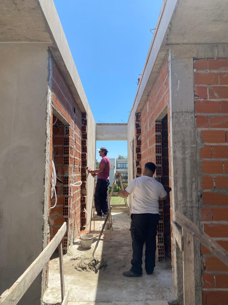 WhatsApp Image 2024-11-11 at 15.09.33 (1)-min